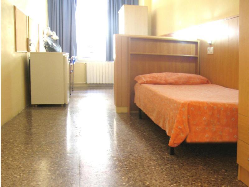 Residencia Sants Ostello